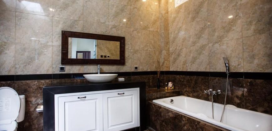 Freehold Brand new contemporary luxury Villa Cepaka Munggu